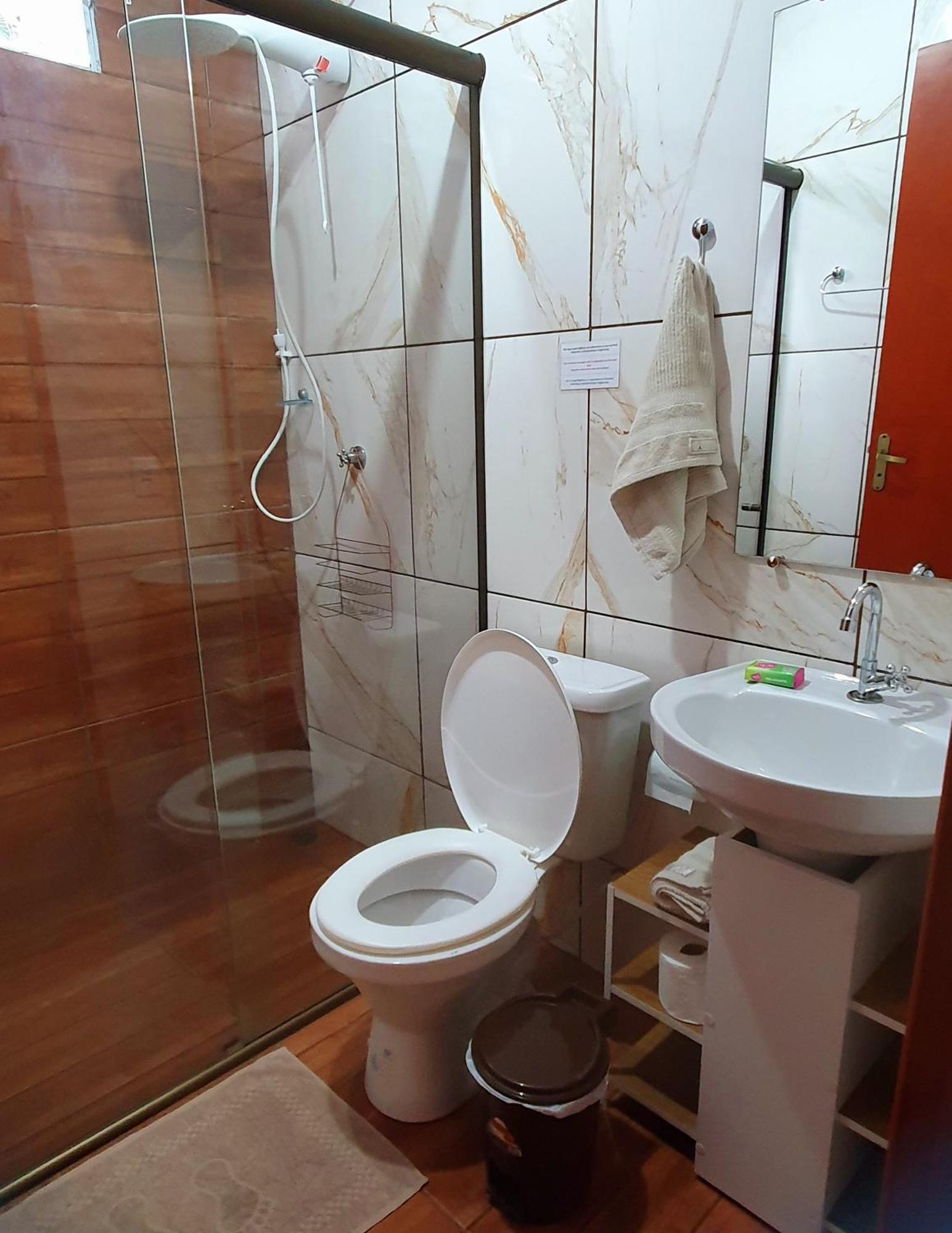 Proximo A Av Das Cataratas - Ar Condicionado - Estacionamento Privado Foz do Iguaçu Dış mekan fotoğraf